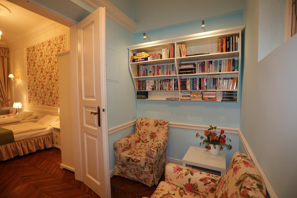 Blueberry Apartments كراكوفيا الغرفة الصورة