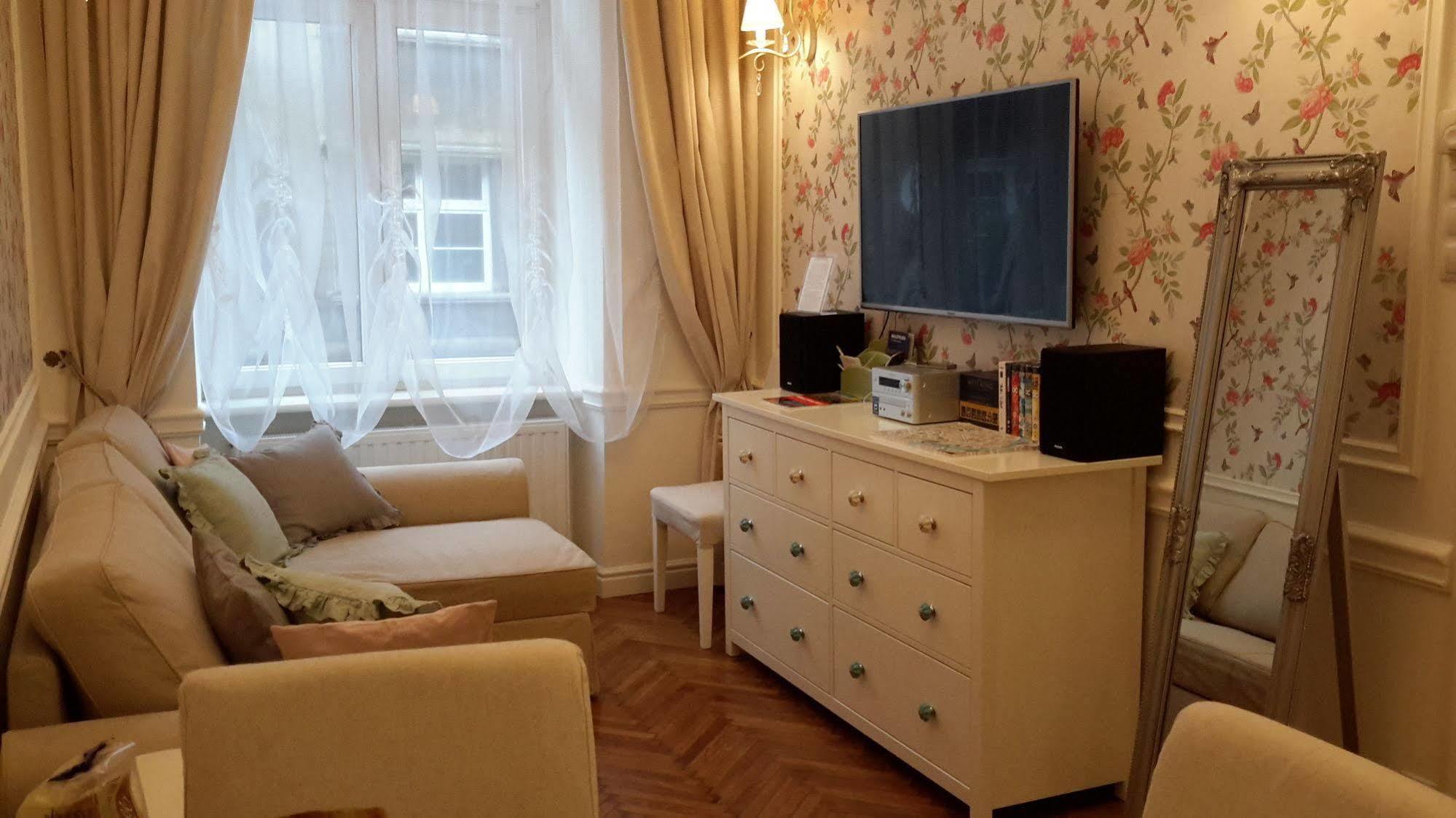 Blueberry Apartments كراكوفيا المظهر الخارجي الصورة